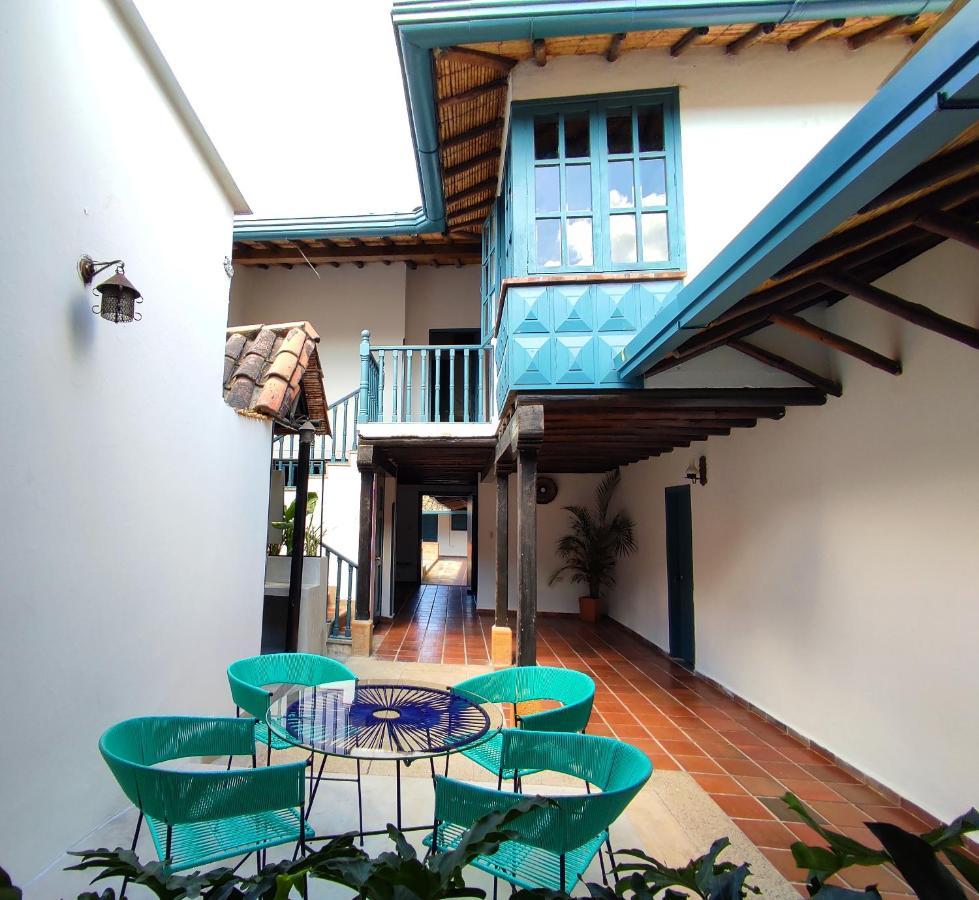 Trip Monkey Giron Hotel Luaran gambar