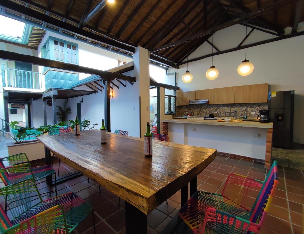 Trip Monkey Giron Hotel Luaran gambar